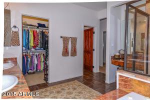 3943 E Crest Ln, Phoenix, AZ 85050 photo 34