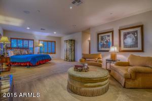 3943 E Crest Ln, Phoenix, AZ 85050 photo 26