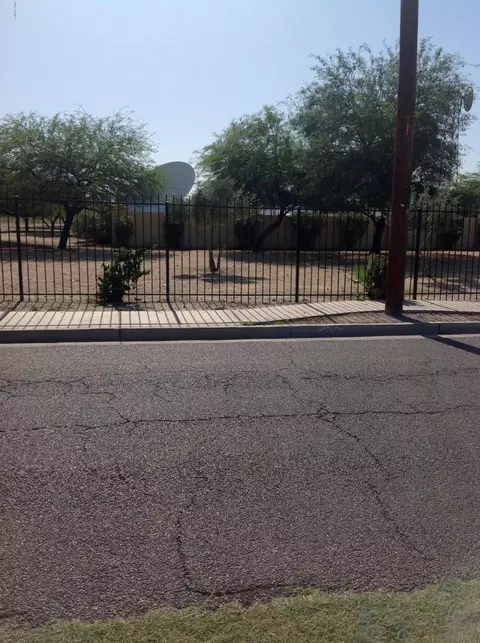 7870 S 15th Ave #-, Phoenix, AZ 85041 photo 4