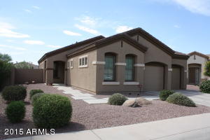 6830 S Pinehurst Dr, Gilbert, AZ 85298 photo 2