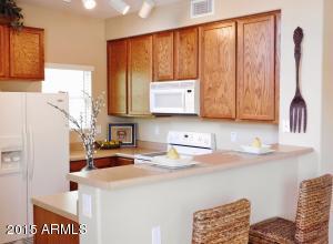 166 W Heather Ct, Gilbert, AZ 85233 photo 2
