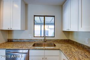 4411 E Almeria Rd, Phoenix, AZ 85008 photo 11