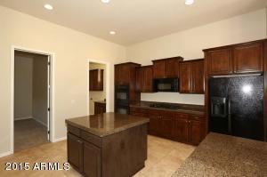 3922 E Daley Ln, Phoenix, AZ 85050 photo 12