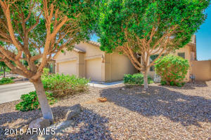 876 S Phelps Dr, Apache Junction, AZ 85120 photo 2