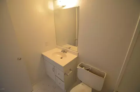 6850 W Devonshire Ave, Phoenix, AZ 85033 photo 12