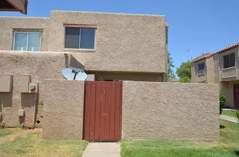 6850 W Devonshire Ave, Phoenix, AZ 85033 photo 2