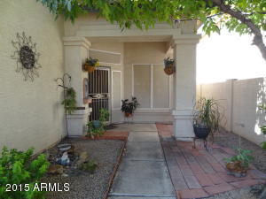 744 E Windsor Dr, Gilbert, AZ 85296 photo 2