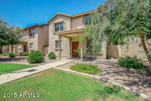 1973 E Oxford Ln, Gilbert, AZ 85296 photo 2