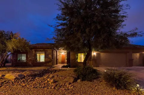 617 E Constitution Dr, Gilbert, AZ 85296 photo 1