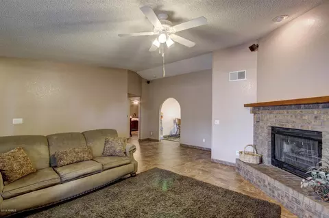 5324 E Diamond Ave, Mesa, AZ 85206 photo 4