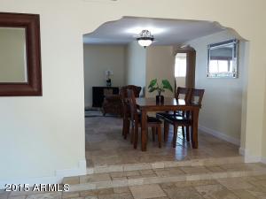 2142 E Orangewood Ave, Phoenix, AZ 85020 photo 1