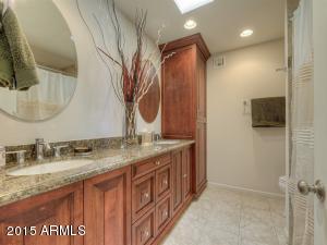 316 Eugie Ave, Phoenix, AZ 85022 photo 12
