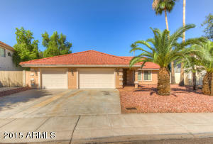1043 E Southshore Dr, Gilbert, AZ 85234 photo 1