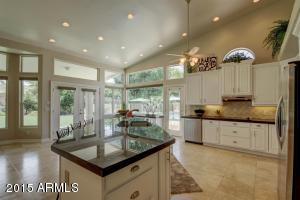 2501 E Florian Cir, Mesa, AZ 85204 photo 6