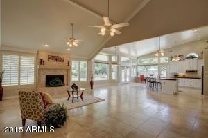2501 E Florian Cir, Mesa, AZ 85204 photo 4