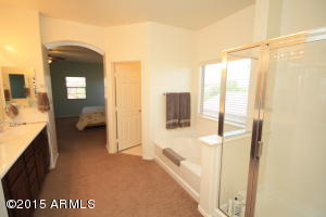 2766 E Crescent Way, Gilbert, AZ 85298 photo 4