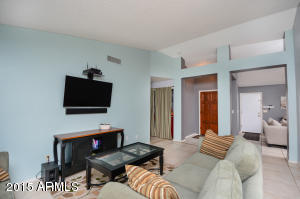 2733 E Rock Wren Rd, Phoenix, AZ 85048 photo 4