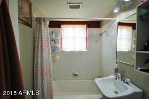 5 E Foothill Dr, Phoenix, AZ 85020 photo 8