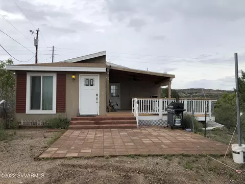 1320 E Boardwalk Pl, Rimrock, AZ 86335