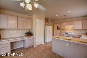 3357 E Blackhawk Dr, Phoenix, AZ 85050 photo 4