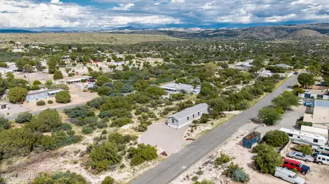 20864 E Larry Ln, Mayer, AZ 86333 photo 4