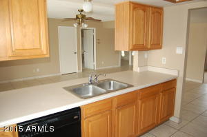 6758 S Dorsey Ln, Tempe, AZ 85283 photo 2
