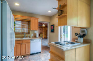 4048 E Monte Vista Rd, Phoenix, AZ 85008 photo 9