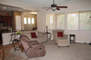 3096 E Santa Fe Ln, Gilbert, AZ 85297 photo 8