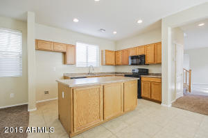 3796 E Sebastian Ln, Gilbert, AZ 85297 photo 6