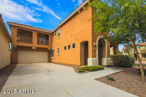 3796 E Sebastian Ln, Gilbert, AZ 85297 photo 3