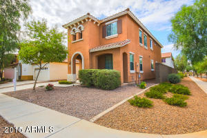 3796 E Sebastian Ln, Gilbert, AZ 85297 photo 1
