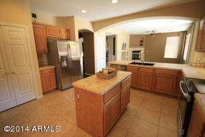 4129 E Clubview Dr, Gilbert, AZ 85298 photo 2