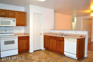 997 E Arabian Dr, Gilbert, AZ 85296 photo 4