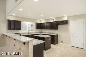 907 E San Remo Ave, Gilbert, AZ 85234 photo 4