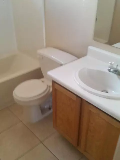 1469 S Boulder St #e, Gilbert, AZ 85296 photo 3