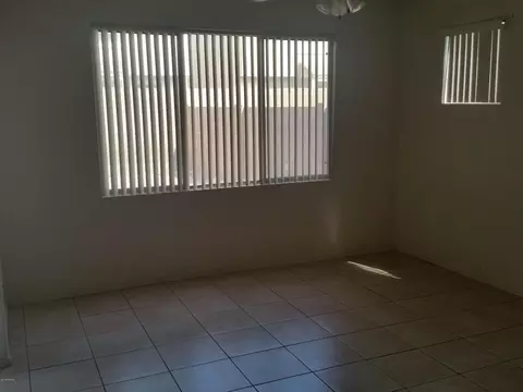 1469 S Boulder St #e, Gilbert, AZ 85296 photo 2