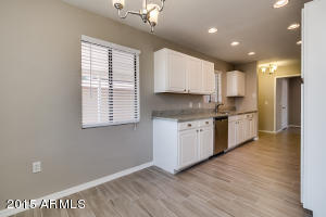 2934 E Pinchot Ave, Phoenix, AZ 85016 photo 10