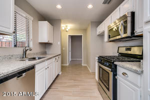 2934 E Pinchot Ave, Phoenix, AZ 85016 photo 14