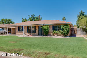 2934 E Pinchot Ave, Phoenix, AZ 85016 photo 2