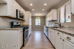 2934 E Pinchot Ave, Phoenix, AZ 85016 photo 1