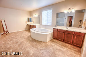 126 E Concorda Dr, Tempe, AZ 85282 photo 19