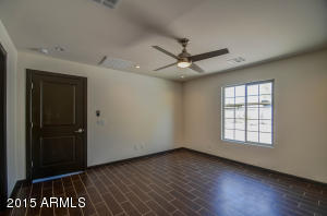 1014 E Mitchell Dr, Phoenix, AZ 85014 photo 13