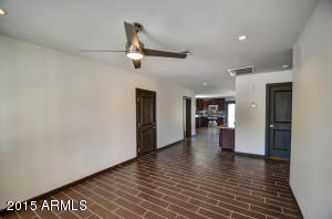 1014 E Mitchell Dr, Phoenix, AZ 85014 photo 5