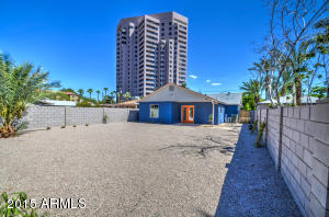 1014 E Mitchell Dr, Phoenix, AZ 85014 photo 23