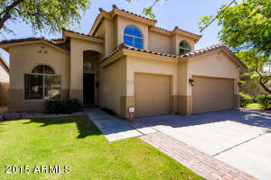 1727 E Cortez Dr, Gilbert, AZ 85234 photo 1