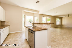 1727 E Cortez Dr, Gilbert, AZ 85234 photo 5