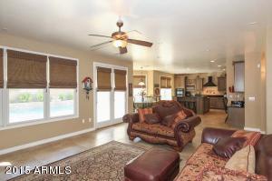 4653 E Calistoga Dr, Gilbert, AZ 85297 photo 9