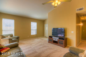534 E Sherri Dr, Gilbert, AZ 85296 photo 3