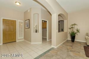 267 E Smoke Tree Rd, Gilbert, AZ 85296 photo 4
