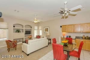 267 E Smoke Tree Rd, Gilbert, AZ 85296 photo 10